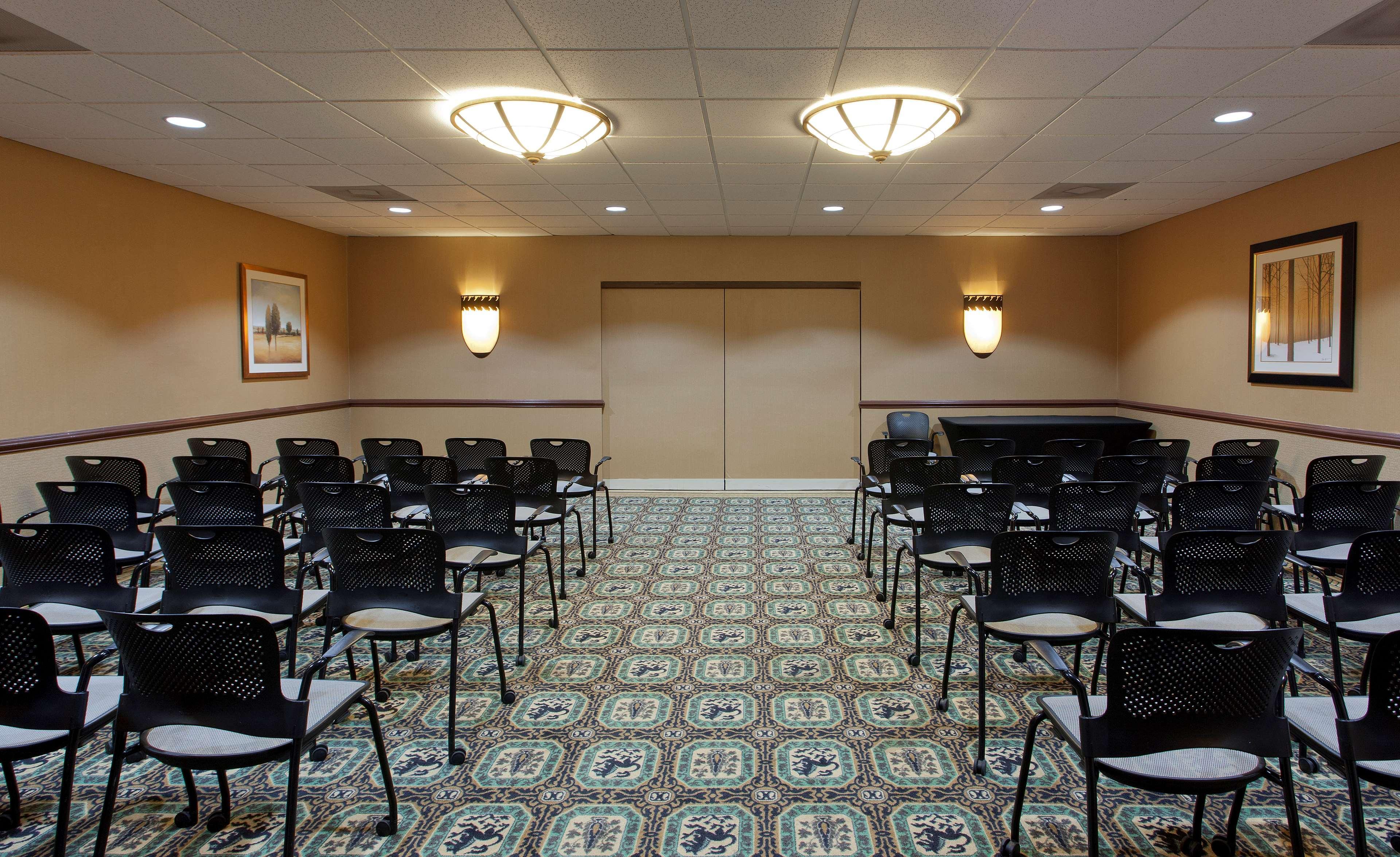 The Rockville Hotel, A Ramada By Wyndham 외부 사진