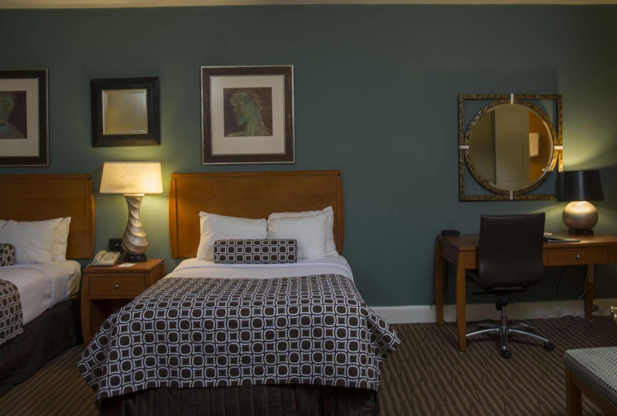 The Rockville Hotel, A Ramada By Wyndham 외부 사진